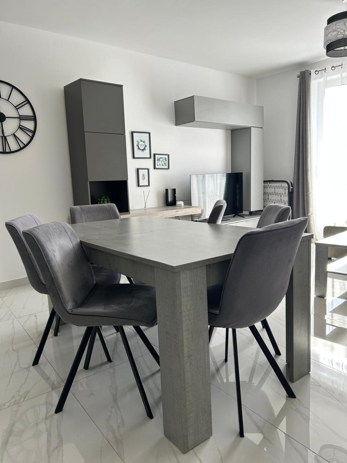 Exceptional 3-Bedroom Apartment, Sliema - Tigne Point! Exteriér fotografie
